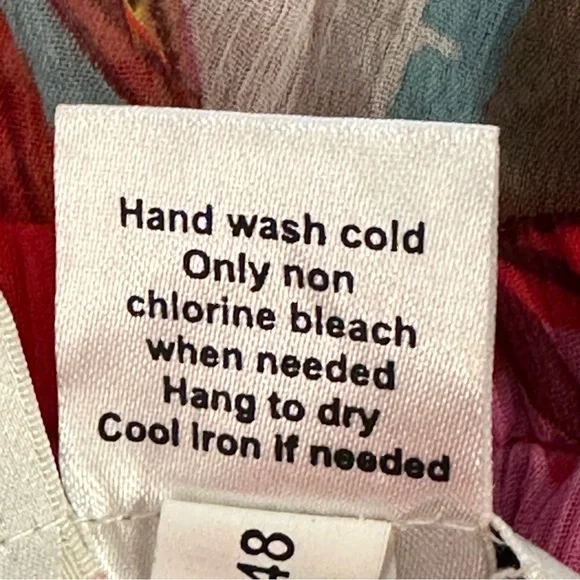 Travel Smith Red Floral Crinkle Chiffon Maxi Skirt Size Large - Picture 6 of 10